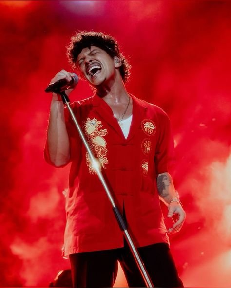 Bruno Mars net worth
